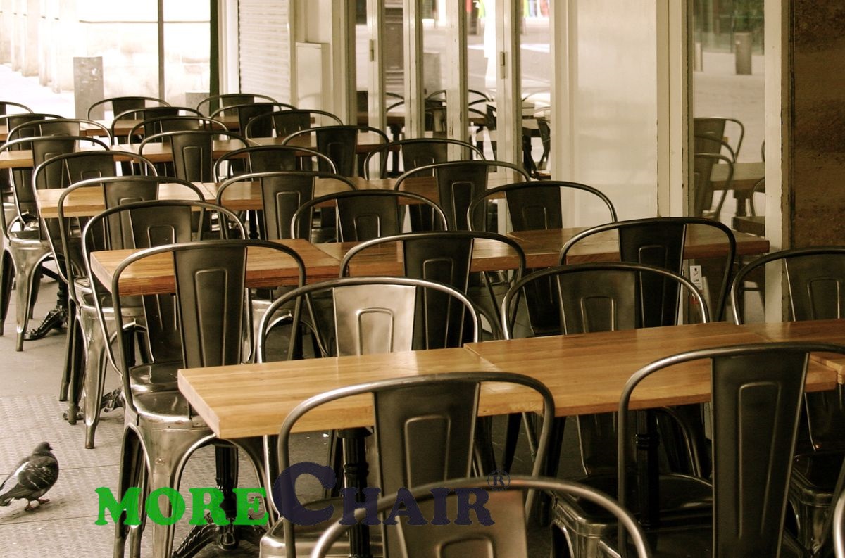 Mới lạ với mẫu bàn ghế tolix cho quán café