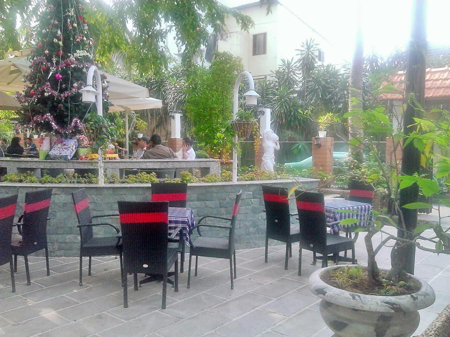 Mẫu không gian quán cafe cac-mau-khong-gian-q...